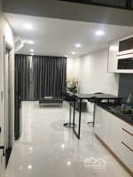 cho thuê shophouse m7 40m2 view biệt thự, hướng đn mát mẻ phù hợp làm văn phòng, spa...