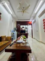 Bán nhà 4 tầng mặt phố Lý Công Uẩn, ph Lê Thanh Nghị, TP HD, 63.7m2, mt 4m, 4 ngủ, 3 vs