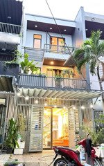 bán gấp nhà ngay gần lê thanh nghị hải châu, ô tô tránh, diện tích 70,2m - 3 tầng - mặt tiền 5m.