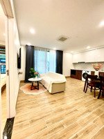 cho thuê toà chung cư mini ô tô đỗ cửa ngay mặt phố hoàng hoa thám( rộng 65m2)