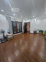 biệt thự sài đồng, ngay phố chu huy mân: 160m 4t gần hồ chỉ 42 tỷ còn tl
