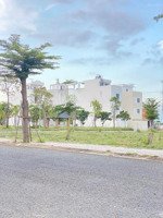 bán gấp 3 nền đất trục chính vào cổng sân bay quốc tế long thành, giá 1tỷ350, shr.