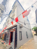 hàng hiếm!! nhà 4t*38m2 lô góc, ngõ thông, ô tô đỗ gần. gần hồ, trường học các cấp . giá chỉ 3,3 tỷ