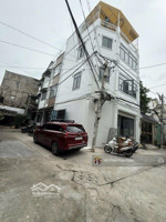 bán nhà góc 2 mt thị trấn nhà bè hẻm 6m ô tô quay đầu tặng full nội thất nhỉnh 6 tỷ