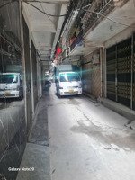 siêu hiếm tại hoàng mai - 43m2 4 tầng sẵn sổ - giá chỉ 10 tỷ 300tr