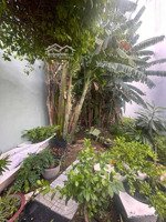 bán đất mặt tiền 20m, 82m2, sổ hồng riêng,xây dựng 1 trệt 2 lầu +sth, khu dân cư lê bôi phường 7 q8