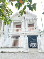 (hàng hiếm) giá 8,8 tỷ hạ còn 8 tỷ. biệt thự 144m2 kdc bửu long ngay trường đại học lạc hồng