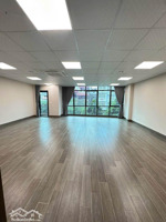 chính chủ cho thuê văn phòng nguyễn xiển 90m² giá chỉ 14 triệu - sàn đẹp, giá cạnh tranh