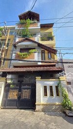bán nhà kiên cố tâm huyết ngay nguyễn đăng đạo, quận 2. giá 7tỷ120/88,4m2(5,2x17m). đường oto 8m
