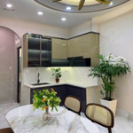 nhà siêu đẹp lạc long quân, xe tải đậu trước nhà, dtcn 38m2, 2 tầng, tài chính 4tỷ, pháp lý chuẩn