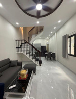 hàng thơm 5 tỷ bé. hẻm 5m thông. nhà 2 tầng mới keng. chế lan viên. dt: 4m x 14m. 3 pn. xem là mê