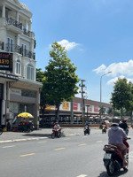 khu hiếm nhà bán - xe hơi ngủ trong nhà- khu đồng bộ cao tầng ngay emart phan văn trị