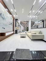 nhà đẹp giá rẻ-ngõ thông, ô tô qua, kinh doanh, full nội thất hiện đại-chỉ hơn 8 đồng-vị trí hotttt