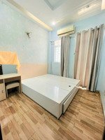 bán nhà đường khánh hội, 40m2, gần cầu kênh tẻ, quận 4, chỉ 4. x tỷ