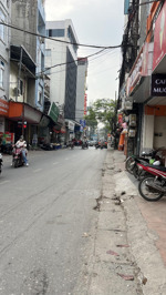 bán đất tặng nhà phú diễn 8,9 tỷ 37m2 - mặt tiền 4.6m - ô tô qua nhà - kinh doanh.