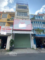 bán căn nhà đường phùng hưng/ quận 5 . dt 83,5m2( 5m x 16,7m) giá 4.180 tỷ. đang cho thuê 25tr/t