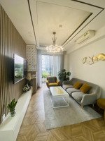 bán căn hộ emerald -2pn-2wc giá 5 tỷ bao hết, nhà nội thất cơ bản. view đẹp thoáng mát