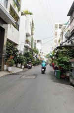 chủ bán gấp nhà dt 76m, hẻm xe hơi phường 3 bình thạnh , gần chợ bà chiểu, tiện xây chdv giữ tiền