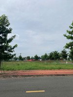 bán đất nền full thổ cư đô thị bàu xéo, thị trấn trảng bom, 5mx20m, giá 1.3 tỷ, đối diện công viên