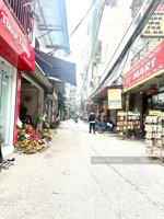 cần bán gấp nhà đường cầu diễn 60m. oto tránh, kinh doanh sầm uất. giá đầu tư.