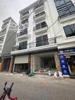 nhà phố dt 40m², 5 tầng giá 12.5 tỷ. mặt phố kinh doanh đẹp oto có vỉa hè.căn góc 2 mặt thoáng