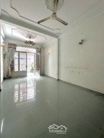 bán gấp giảm mạnh còn 8.9 tỷ sở hũu ngay căn góc hẻm 1 truc nơ trang long 71m2-3 tầng sát mặt tiền