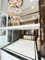 bán nhà phạm tuấn tài - cầu giấy - 5 tầng thang máy - 65m2 - phân lô - ôtô vào nhà đỗ cửa ngày đêm.