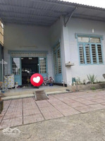 nhà cấp 4 dĩ an, tp. hcm. hẻm xe hơi, vị trí: thuộc khu trung tâm, gần ngay các trục đường lớn