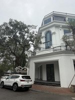 chính chủ gửi bán biệt thự mặt hồ kđt sài đồng, long biên 230m mt 18m giá 83 tỷ