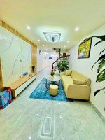 lô góc phố hoàng mai nhà đẹp dân xây ngõ thông tứ tung 45m x4t giá 7.65 tỷ có tl