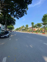 bán gấp phân lô hoàng quốc việt - 2 mặt ngõ thoáng - ô tô vào nhà - 80m2 - 19 tỷ (giá chuẩn)