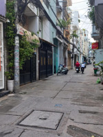 chủ ngộp bank gồng hết nổi nên cần lổ căn nhà tâm quyết giáp phú nhuận. ngay nguyển kiệm gò vấp