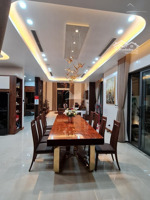 bán căn hộ 18t1 lê văn lương, 120 m2, 3pn, căn góc, tầng trung, nhà đẹp về ở luôn, giá 10,8 tỷ