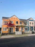 với 3,9 tỷ sở hữu ngay căn nhà phố 6x20 full nội thất . cam kết đăng là có . lh 