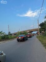 Cho thuê nhà biệt thự và sân vườn tại Đồng Tâm,Vĩnh Yên. Gía 20tr/tháng