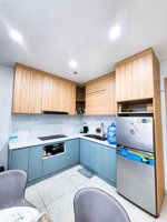 cho thuê căn góc minato-ct2 2 ngủ full nội thất tầng cao