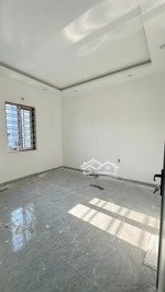 bán nhà xây mới hoàn thiện tại đông hải,gần tái định cư vườn hồng