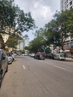 siêu hiếm, bán building mặt phố khúc thừa dụ,208m2, lô góc, 7 tầng, có hầm, giá tốt nhất thị trường