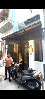 nhà mới đón tết - chế lan viên-d9 tân phú- hẻm 6m thông- 100tr/m2-full nội thất- chỉ5.x