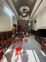 bán nhà đúc 4 tầng. dt 4m x 15 hẻm ô tô giáp gò vấp. giá 6 tỷ 390