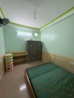 bán căn nhà dt 33.3m2 gân phố lệ mật p. việt hưng - hn mặt tiền 3m xây 5 tầng. đường rộng 5m.