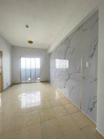 bán chung cư 55m 2 pn, 2 wc giá chỉ có 1,180 tỷ mặt tiền nguyễn văn linh bình chánh (hqc plaza)