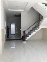 chính chủ bán nhà phố centana quận 9 - view công viên - 1 trệt 2 lầu - 80m²