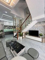 bán nhà 1 trệt 2 lầu full nội thất dọn vào ở ngay kdc đường 12m gần đt743, p.an phú, thuận an