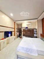 bán nhà hoa sữa phú nhuận - 134m2 - 5 tầng - 42 tỷ - 2 mặt tiền đường hoa