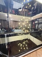 bán nhà phố ngọc lâm - long biên 50m x 7t, lô góc - thang máy 15,9 tỷ