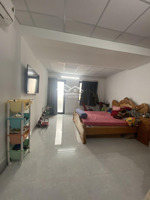 nhà trung tâm q5 - ngang 4m, nh 6m - cn 46m2 - nhà đẹp vào ở ngay