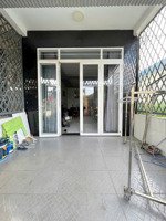 bán nhà lầu mới đẹp, gần chợ lý văn sâm, đường nhựa 6m thông chỉ 4tỷ750