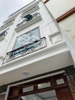 cho thuê nhà riêng mới tinh huỳnh thúc kháng 40m² * 6 tầng, vị trí kinh doanh, vp, thông sàn. 15tr