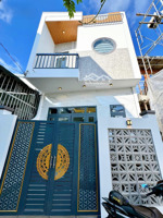 bán nhà đường lê văn lương quận 7 nhà 2 tầng 3 phòng ngủ 45m2 ngang 4.3x10m chỉ 5 tỷ